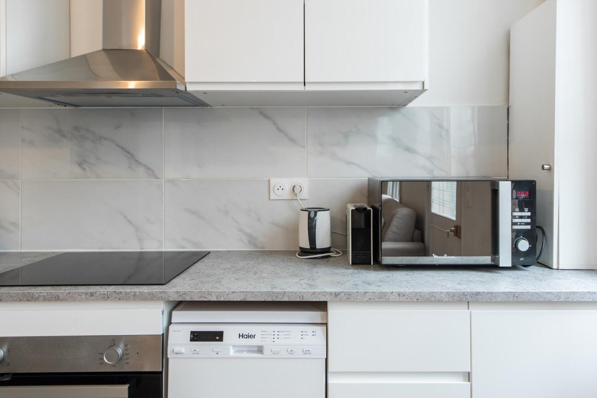 Spacious And Bright 2-Bedroom Large Apartment Very Close To Paris - Near Metro بولونِ بييانكور المظهر الخارجي الصورة