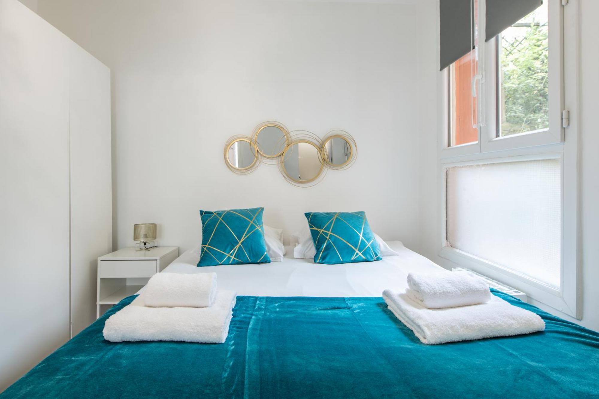 Spacious And Bright 2-Bedroom Large Apartment Very Close To Paris - Near Metro بولونِ بييانكور المظهر الخارجي الصورة