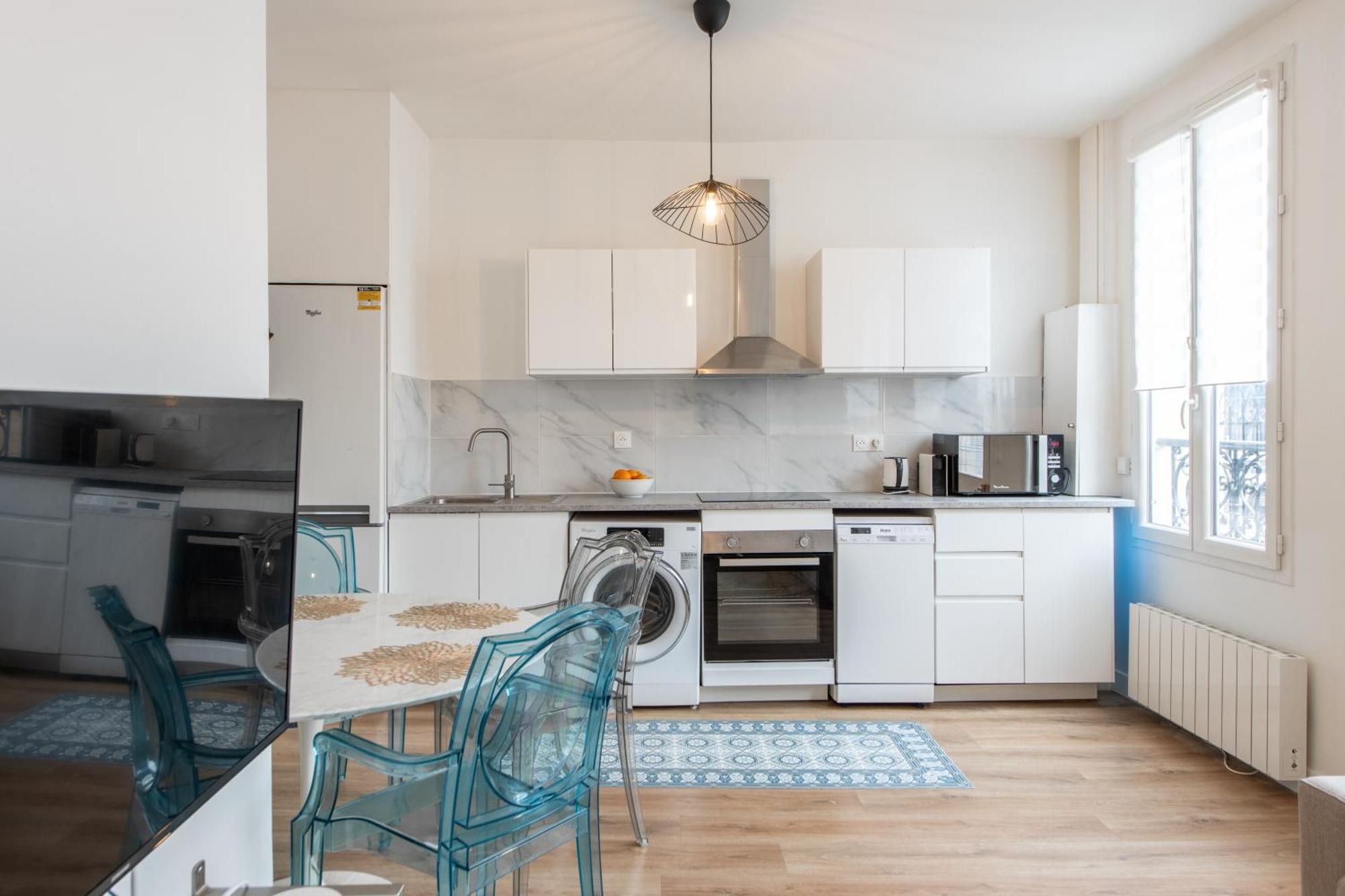 Spacious And Bright 2-Bedroom Large Apartment Very Close To Paris - Near Metro بولونِ بييانكور المظهر الخارجي الصورة