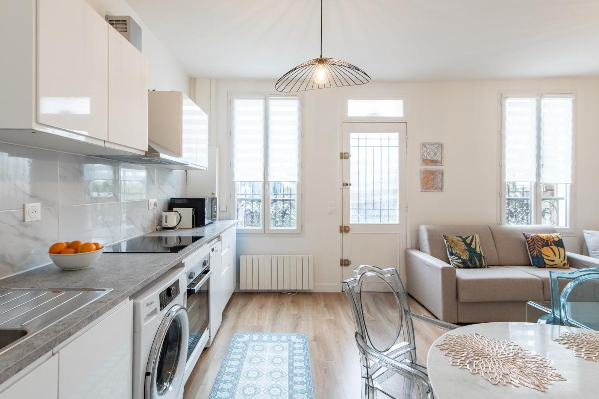 Spacious And Bright 2-Bedroom Large Apartment Very Close To Paris - Near Metro بولونِ بييانكور المظهر الخارجي الصورة