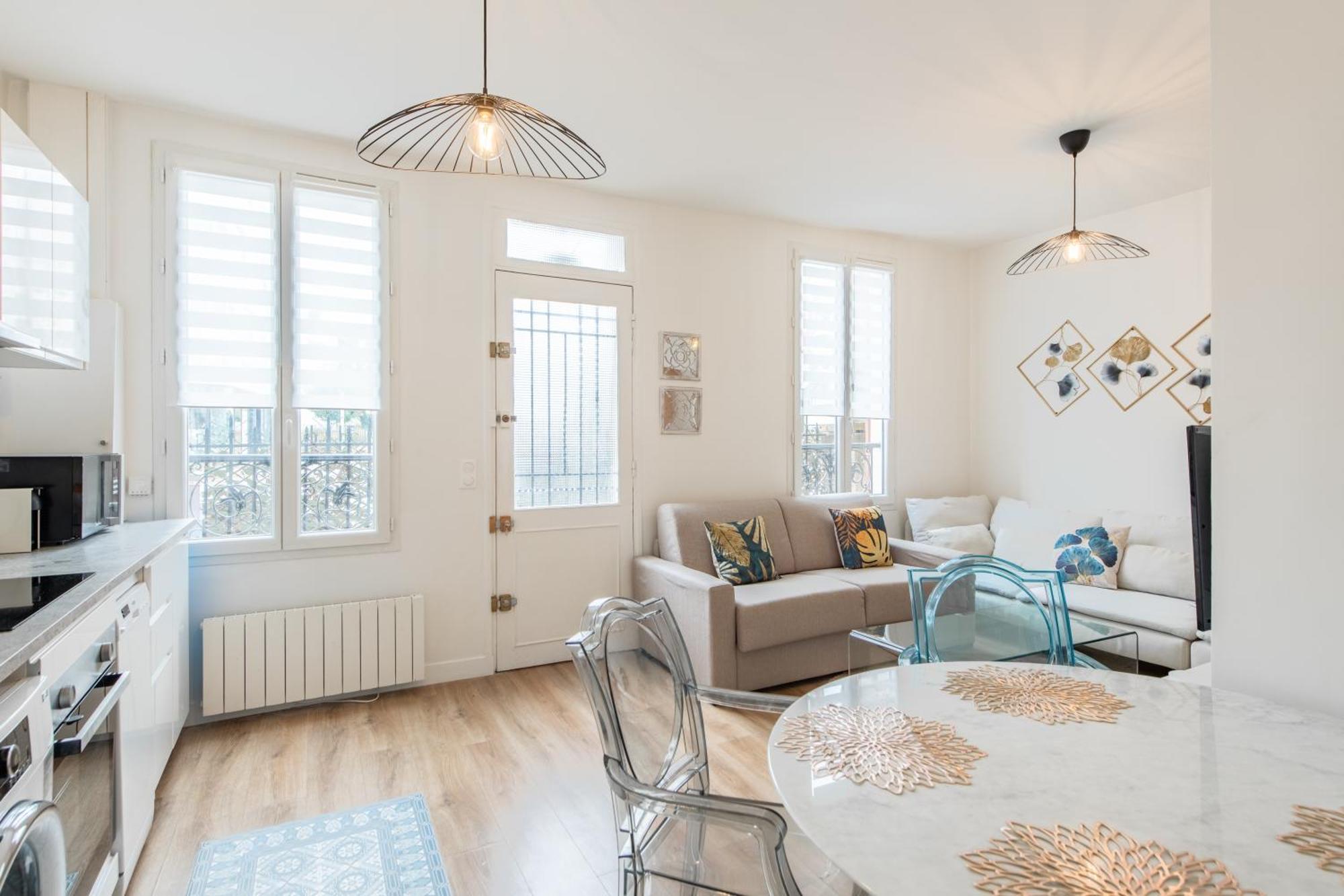 Spacious And Bright 2-Bedroom Large Apartment Very Close To Paris - Near Metro بولونِ بييانكور المظهر الخارجي الصورة